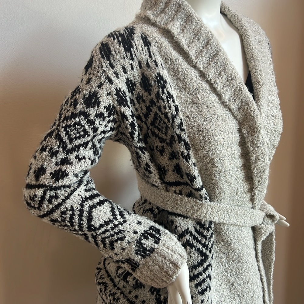 Joe Fresh cardigan Aztec design women’s small
